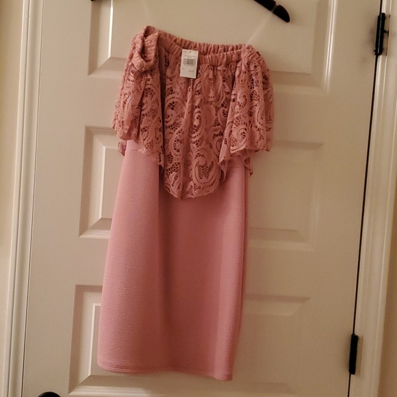 Dress - Picture 4 of 4